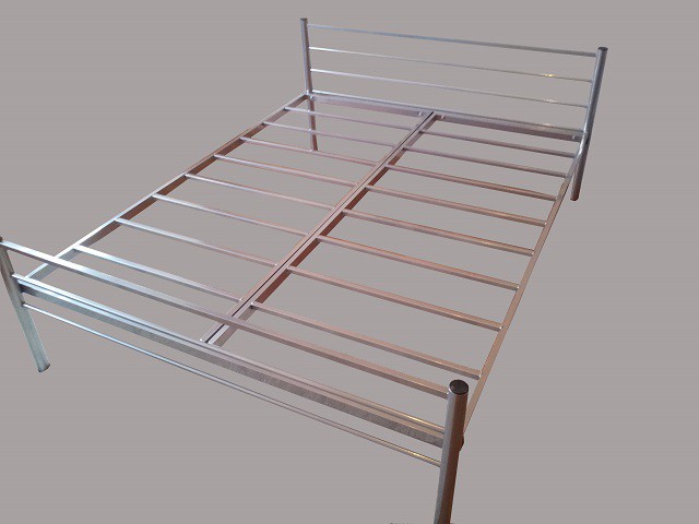 Металлические кровати для дома с ЛДСП